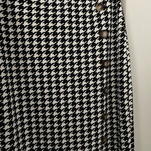 3X Houndtooth Maxi length skirt